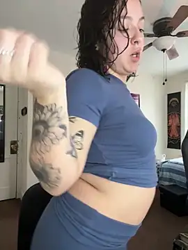 babykalirose online show from March 3, 2026, 8:04 pm