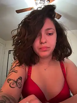 babykalirose online show from March 29, 2026, 2:55 am