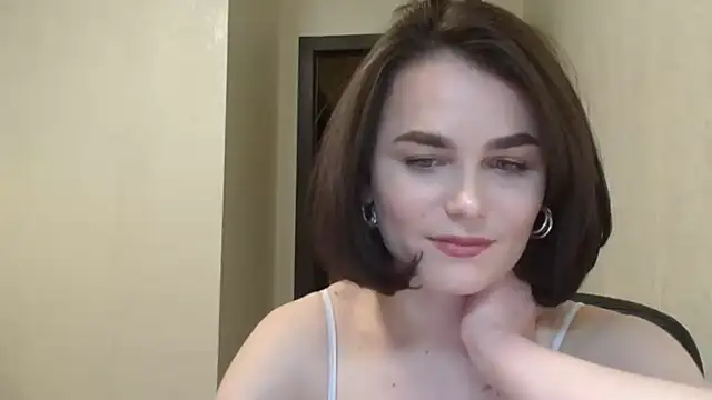 Silviaa a online show from April 13, 2026, 7:30 pm