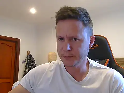 TroyDieselXXX online show from April 3, 2026, 4:43 am