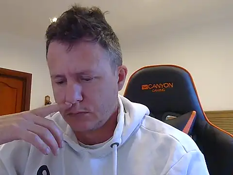 TroyDieselXXX online show from April 5, 2026, 5:04 am