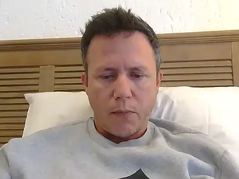 Snapshot of TroyDieselXXX chatting on June 5, 2026, 6:52 am TroyDieselXXX online show from June 5, 2026, 6:52 am