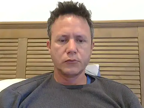 Snapshot of TroyDieselXXX chatting on June 7, 2026, 6:17 am TroyDieselXXX online show from June 7, 2026, 6:17 am