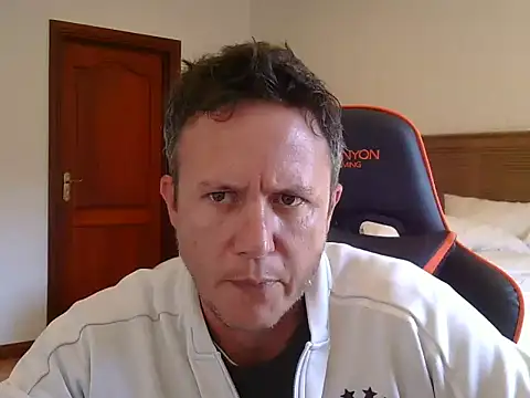 Snapshot of TroyDieselXXX chatting on June 12, 2026, 7:07 am TroyDieselXXX online show from June 12, 2026, 7:07 am