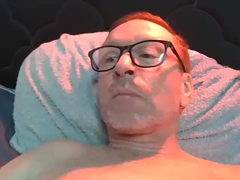 Snapshot of intenso_bebota chatting on March 5, 2026, 5:03 am intenso bebota online show from March 5, 2026, 5:03 am