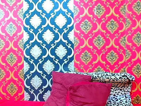 yourperfectcrush online show from November 27, 2025, 9:22 am