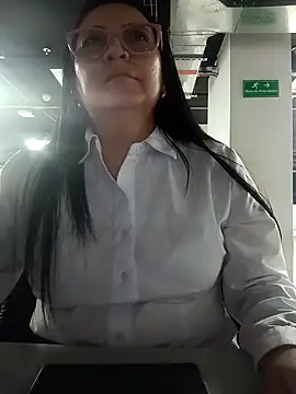 Romina693 online show from November 11, 2025, 6:46 am