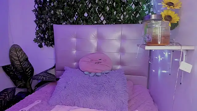 Snapshot of Anna_Blade_ chatting on December 4, 2025, 4:22 am Anna Blade online show from December 4, 2025, 4:22 am