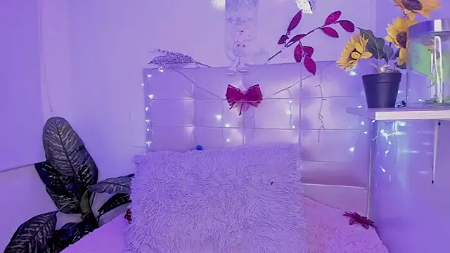 Snapshot of Anna_Blade_ chatting on December 20, 2025, 1:51 pm Anna Blade online show from December 20, 2025, 1:51 pm