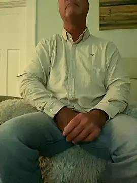 Snapshot of cyclone1212 chatting on November 2, 2025, 10:50 am cyclone1212 online show from November 2, 2025, 10:50 am