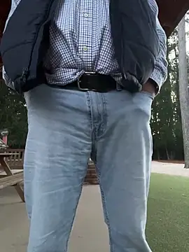 Snapshot of cyclone1212 chatting on November 14, 2025, 11:42 am cyclone1212 online show from November 14, 2025, 11:42 am