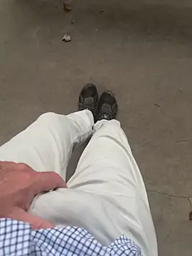 Snapshot of cyclone1212 chatting on November 22, 2025, 11:53 am cyclone1212 online show from November 22, 2025, 11:53 am