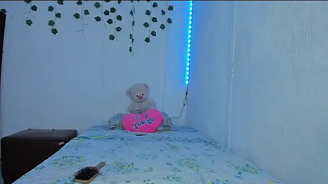 PureFire20 online show from December 1, 2025, 11:37 am