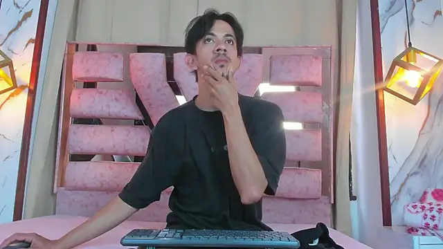 Snapshot of kameron_and_Nick chatting on December 14, 2025, 7:51 pm kameron and Nick online show from December 14, 2025, 7:51 pm