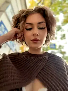 Snapshot of KellyKeler chatting on November 6, 2025, 1:01 pm KellyKeler online show from November 6, 2025, 1:01 pm