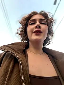 Snapshot of KellyKeler chatting on November 10, 2025, 1:21 pm KellyKeler online show from November 10, 2025, 1:21 pm