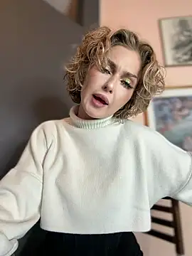 Snapshot of KellyKeler chatting on November 13, 2025, 1:10 pm KellyKeler online show from November 13, 2025, 1:10 pm