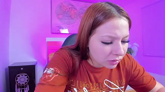 Snapshot of kitty_sweeety_ chatting on April 21, 2026, 12:33 pm kitty sweeety online show from April 21, 2026, 12:33 pm