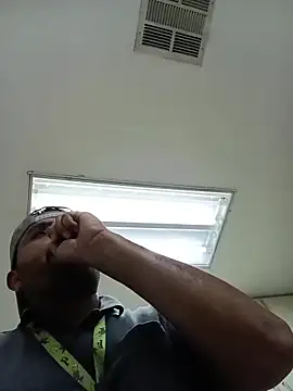 Snapshot of Todasmias420 chatting on March 7, 2026, 1:02 am Todasmias420 online show from March 7, 2026, 1:02 am