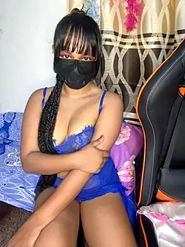 Snapshot of Ariana__Marie chatting on November 17, 2025, 10:59 pm Ariana Marie online show from November 17, 2025, 10:59 pm