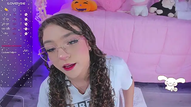 hannacutegod online show from September 21, 2025, 5:20 am