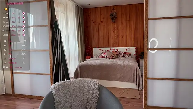 PlumyBun online show from November 3, 2025, 4:14 am