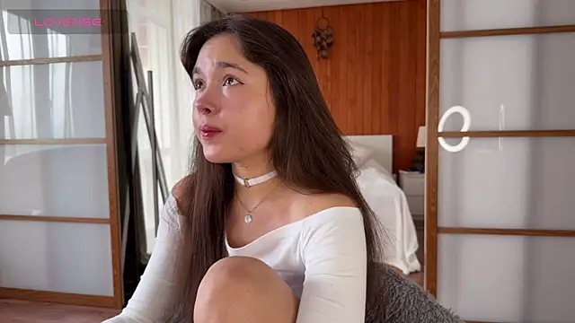 PlumyBun online show from December 22, 2025, 4:20 am