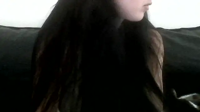 milagaborxx online show from April 23, 2026, 11:20 am