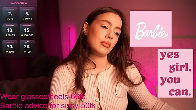 EmiliyaRoude online show from November 6, 2025, 12:28 pm