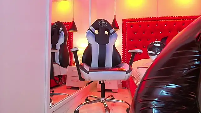 Sharon nyx online show from October 9, 2025, 12:47 pm