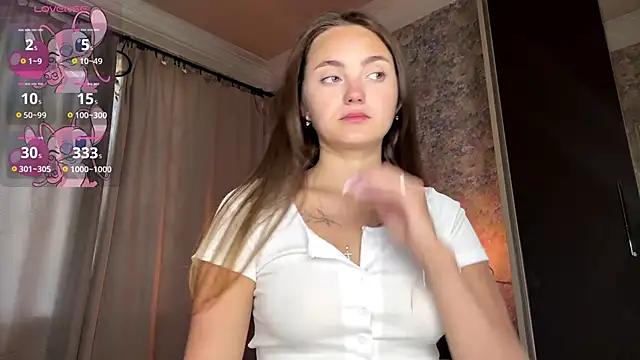 LoraDavi online show from July 1, 2026, 7:21 am