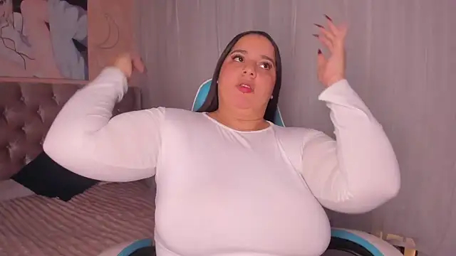 Snapshot of artemisa19 chatting on November 15, 2025, 5:27 am artemisa19 online show from November 15, 2025, 5:27 am