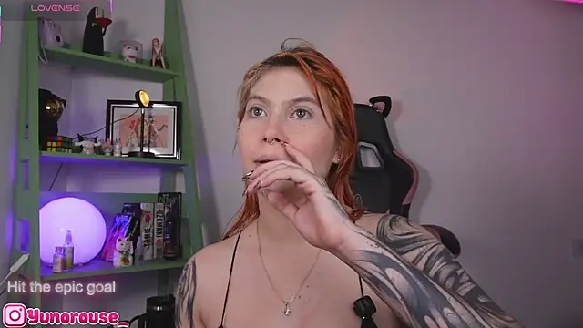 YunoRose  online show from October 30, 2025, 3:41 am