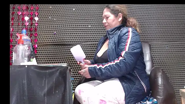 Snapshot of Alisson_Sodomy chatting on January 6, 2026, 4:38 am Alisson Sodomy online show from January 6, 2026, 4:38 am