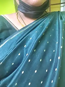 Snapshot of Villageanuty chatting on January 15, 2026, 2:10 pm Villageanuty online show from January 15, 2026, 2:10 pm