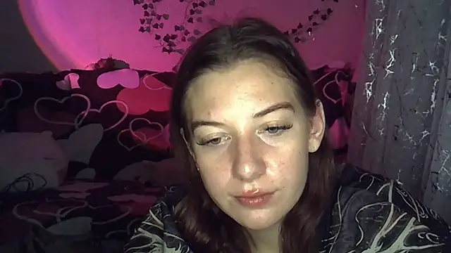 Lily Ember online show from November 13, 2025, 7:24 pm