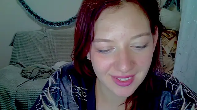 Lily Ember online show from January 6, 2026, 6:33 pm