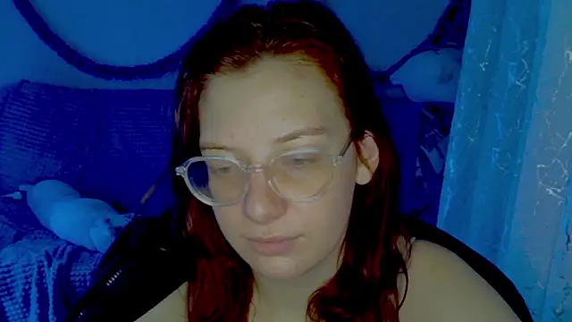 Lily Ember online show from January 12, 2026, 8:58 pm