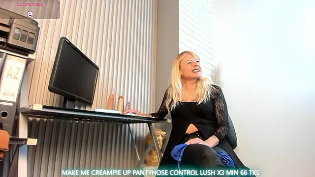 samanthajonexxx online show from February 20, 2026, 3:56 pm