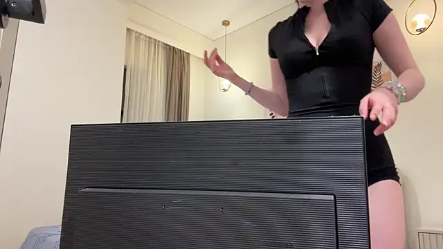 Kelly Berry   online show from May 3, 2026, 5:19 pm