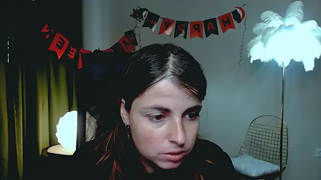 MartaEdams online show from October 22, 2025, 7:30 am