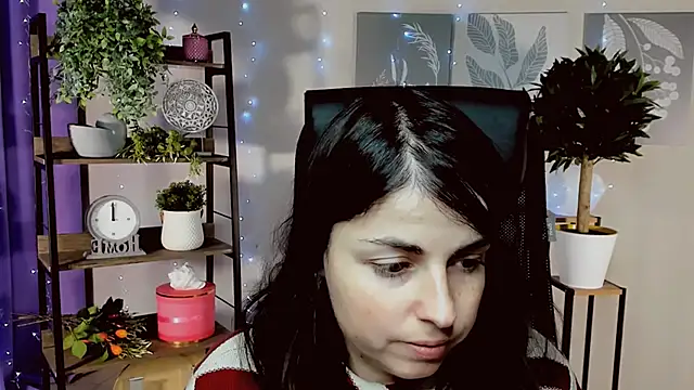 Snapshot of MartaEdams chatting on January 12, 2026, 6:18 am MartaEdams online show from January 12, 2026, 6:18 am