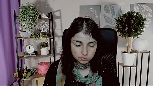 Snapshot of MartaEdams chatting on April 18, 2026, 5:55 am MartaEdams online show from April 18, 2026, 5:55 am