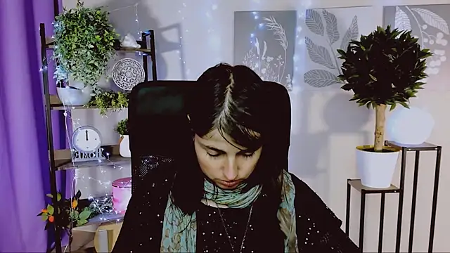 Snapshot of MartaEdams chatting on April 23, 2026, 6:14 am MartaEdams online show from April 23, 2026, 6:14 am