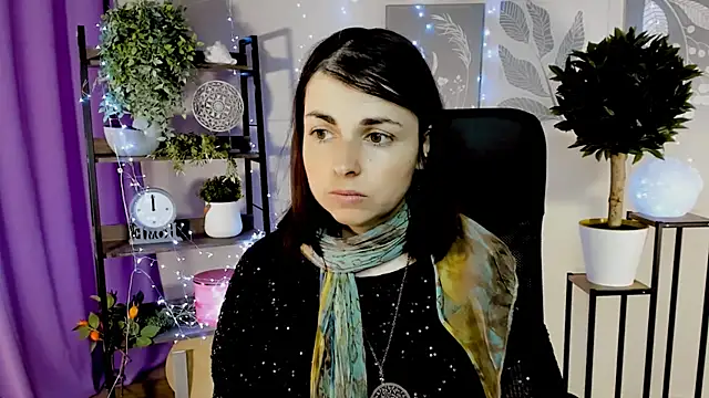 Snapshot of MartaEdams chatting on May 5, 2026, 6:21 am MartaEdams online show from May 5, 2026, 6:21 am