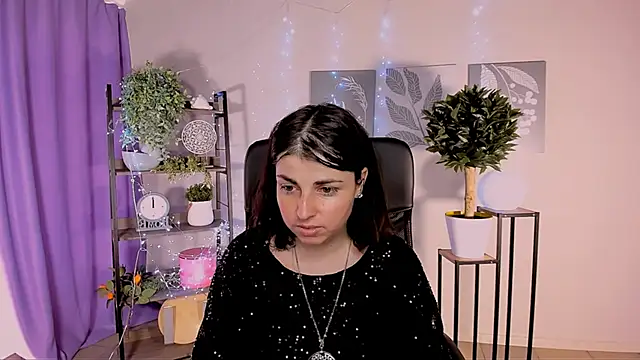 Snapshot of MartaEdams chatting on May 27, 2026, 6:21 am MartaEdams online show from May 27, 2026, 6:21 am