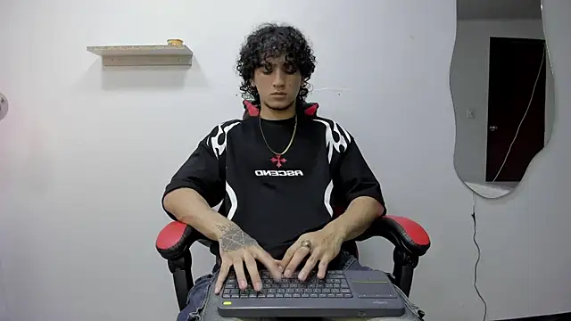 JackesTaylor online show from November 5, 2025, 5:07 am