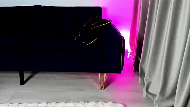 Snapshot of SluttyMaddy chatting on November 13, 2025, 6:29 pm SluttyMaddy online show from November 13, 2025, 6:29 pm