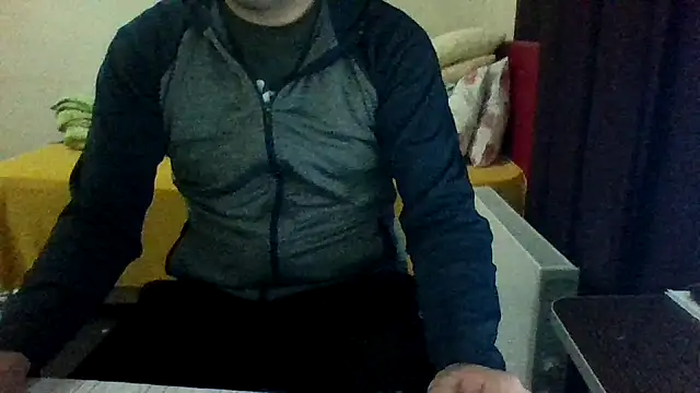 Snapshot of st206boy chatting on October 21, 2025, 9:59 pm st206boy online show from October 21, 2025, 9:59 pm