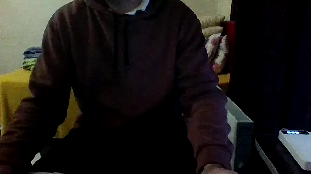 Snapshot of st206boy chatting on November 1, 2025, 11:18 pm st206boy online show from November 1, 2025, 11:18 pm